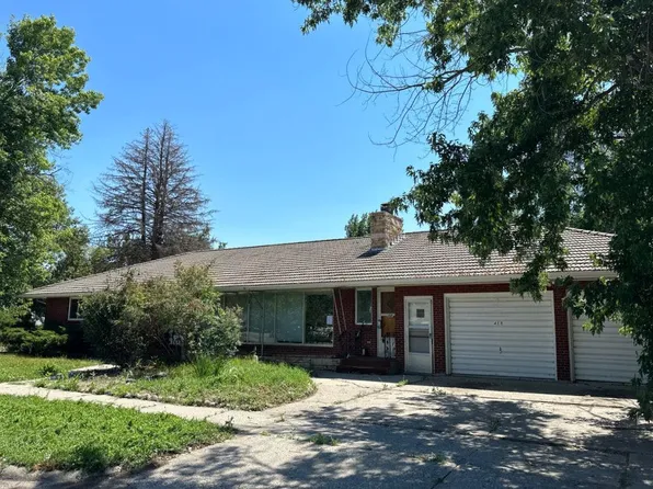 418 E 5th St, Laurel, MT 59044