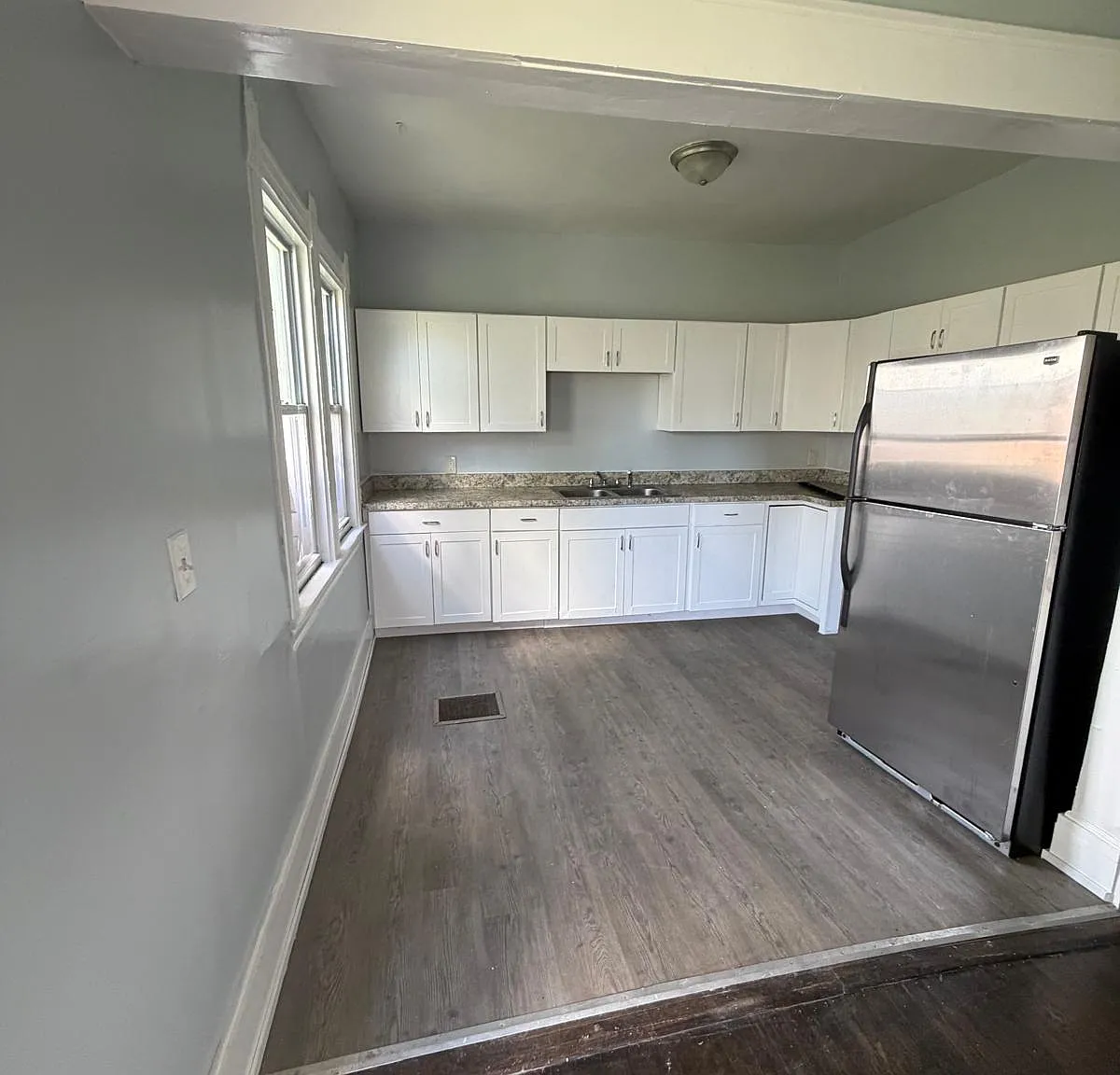 1507 North Salina Street - 2 — Photo 1