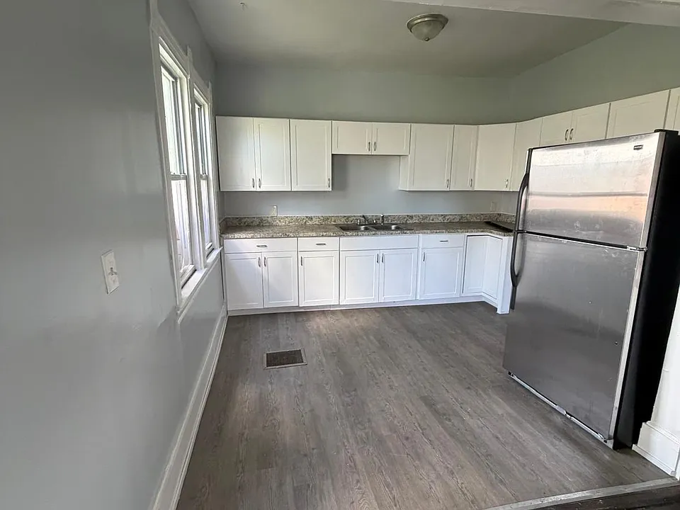 1507 N Salina St #2