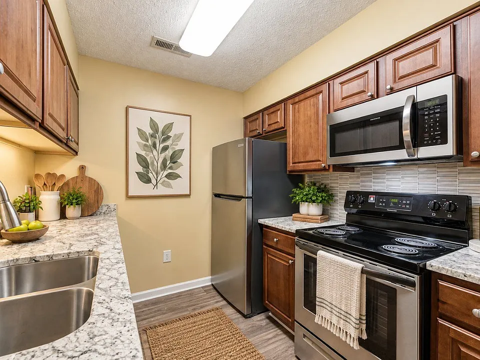Chason Ridge Apartment Homes