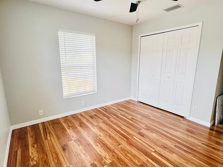 3857 Island Way — Photo 27