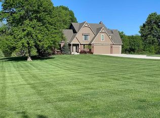 21245 Country Place Ln, Bucyrus, KS 66013