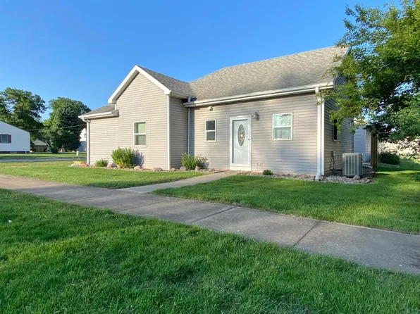 626 3rd St SW, Le Mars, IA 51031