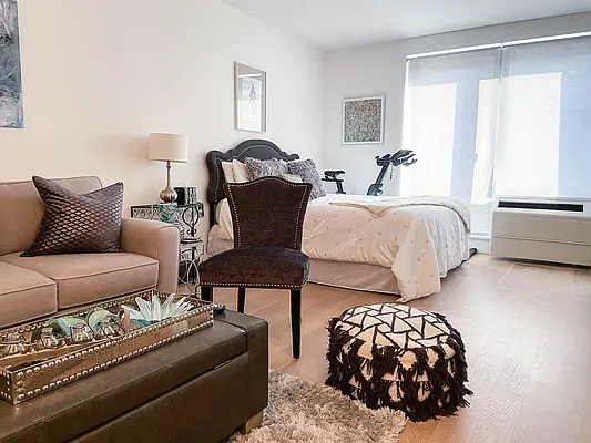 Rented by Corcoran | media 14
