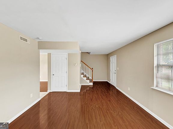 3rd image of 4701 Flat Shoals Rd Unit 37H