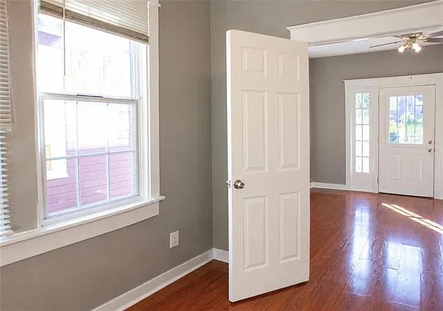 2 bed, 1.0 bath, 865 sqft, $1,050 — Photo 4