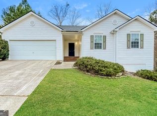 107 Johnny Ln, Dallas, GA 30132