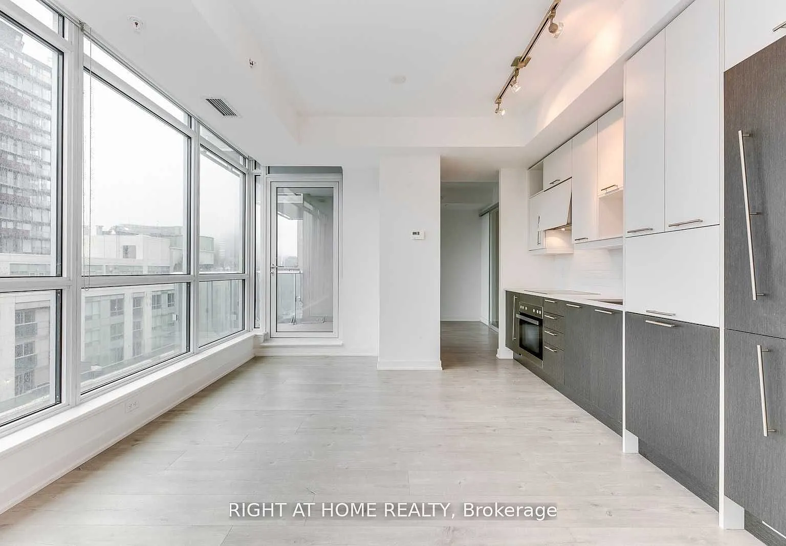 2 bed, $2,950 — Photo 3