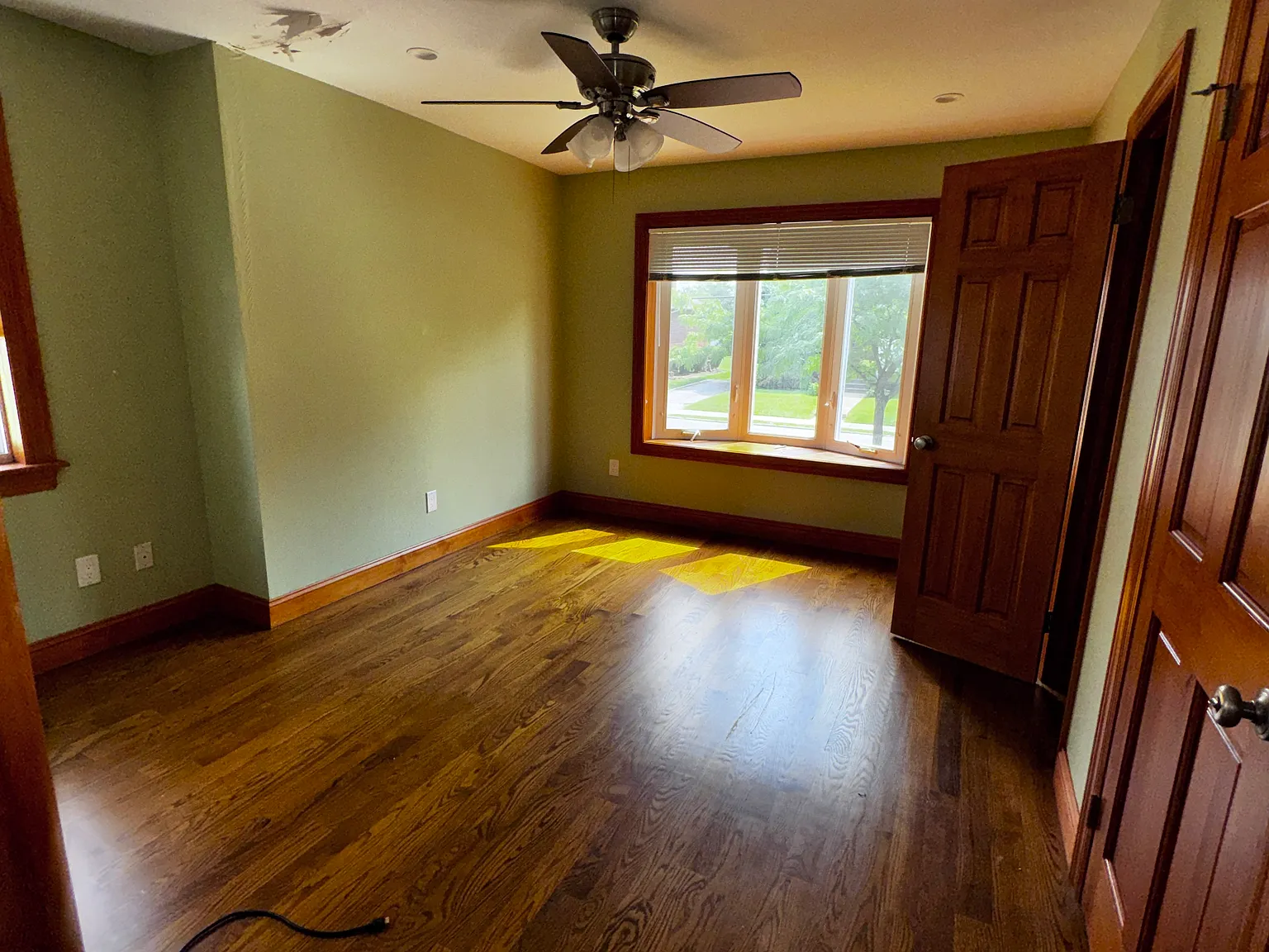 2 bed, 1910 sqft, $2,500 — Photo 4