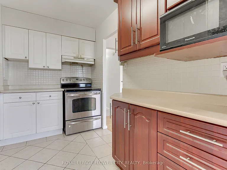 10 Sunny Glen Cres #909 — Photo 14