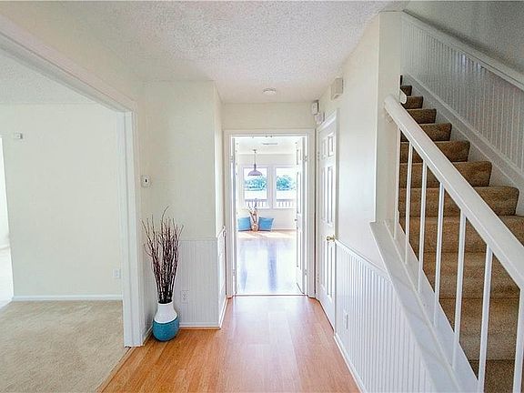4th image of 1261 Belvoir Ln