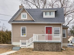 515 Gloucester Ave, Magnolia, NJ 08049