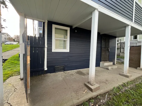 617 S 18th St, Tacoma, WA 98405