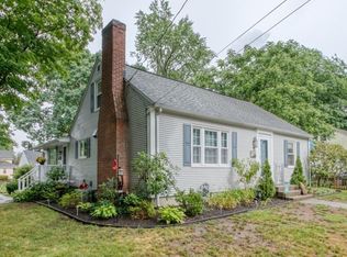 21 Donamor Ln, East Longmeadow, MA 01028
