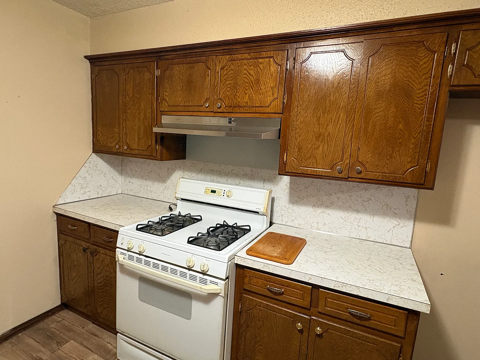 2 bed, 1701 sqft, $1,000 — Photo 4