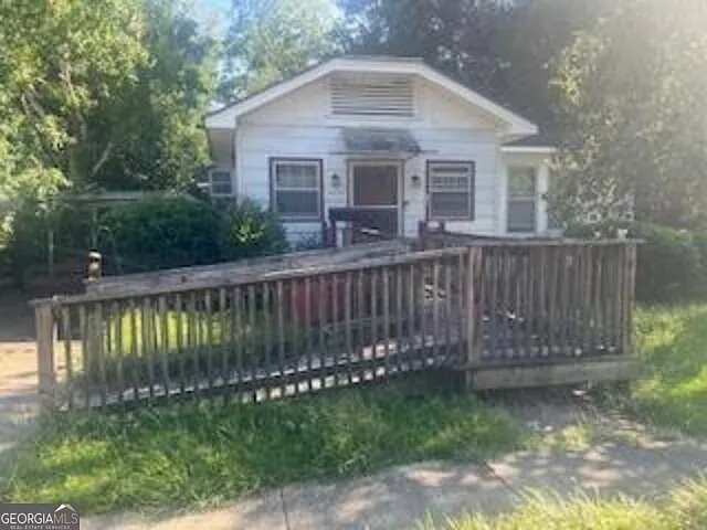 3470 Habersham Ave photo 1