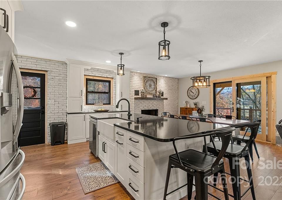 1st image of 59 River Bank Ln