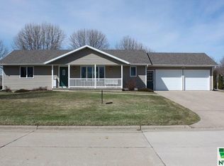 1331 4th Ave SE, Sioux Center, IA 51250