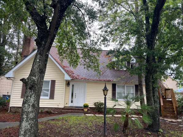 330 14th Ave S, Surfside Beach, SC 29575