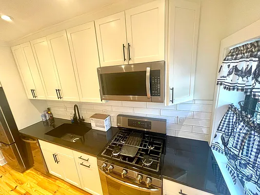 Rented by A P Realty Group NY LTD | media 37