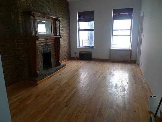 Rented by America Mecca Realty LLC | media 35