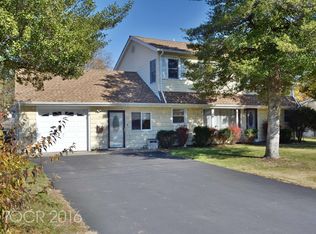 13 Stuart Ln, Wayne, NJ 07470