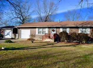 221 W Garner St, Goodman, MO 64843