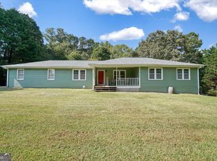 2681 Round Ridge Rd, Loganville, GA 30052