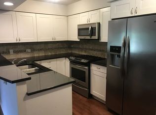 1450 Inverrary Ln #1450, Deerfield, IL 60015
