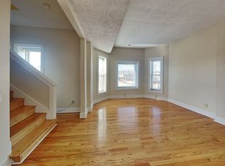 1394 1/2 Indianola Ave, Columbus, OH 43201