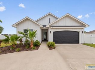 121 Torrey Pines Rd, Laguna Vista, TX 78578