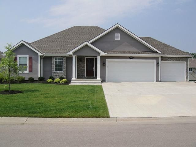 1st image of 2317 Lincoln Ct