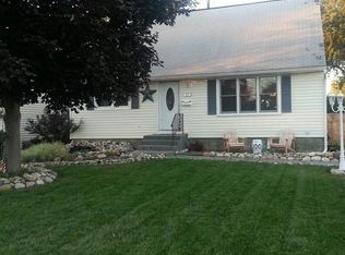 21 Manning Ave, Troy, NY 12180