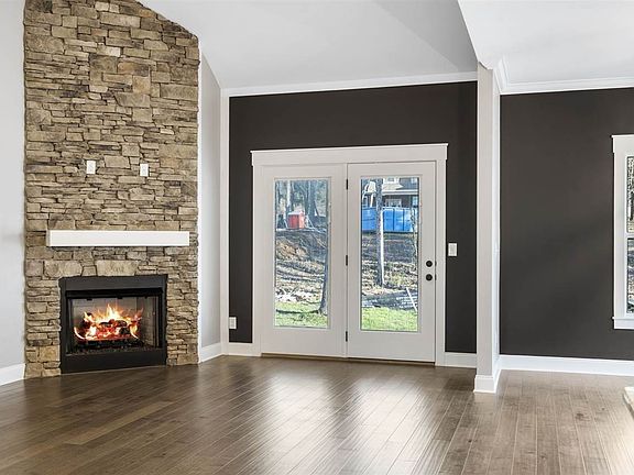 2nd image of 5025 Grove Park Ct NE Lot 10