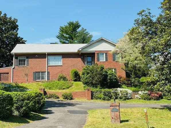 131 Primrose Pl, Danville, VA 24541