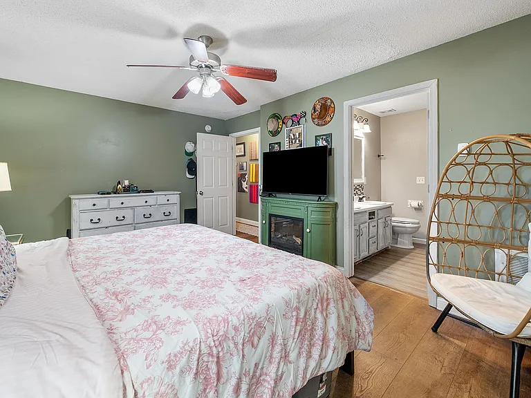1700 Cedar Springs Cir — Photo 17