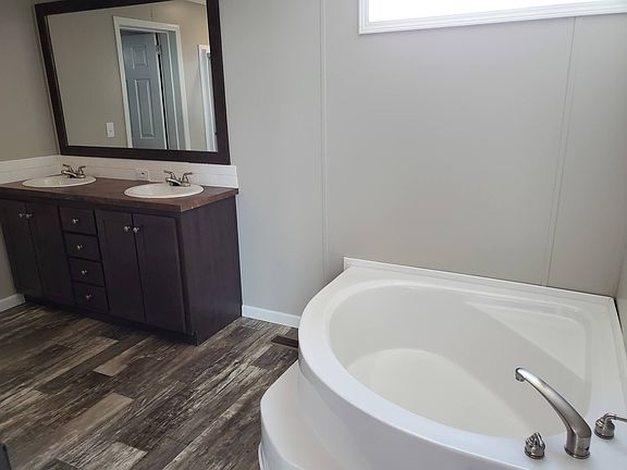 5th image of 289 Silver Peak Dr #443