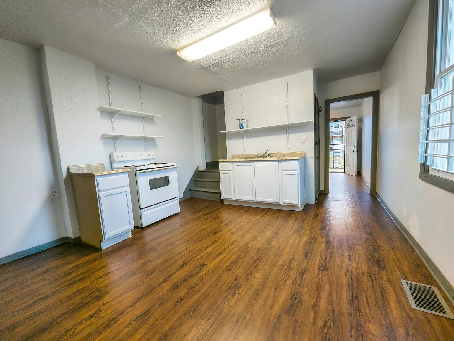 491 East Morrill Avenue — Photo 4
