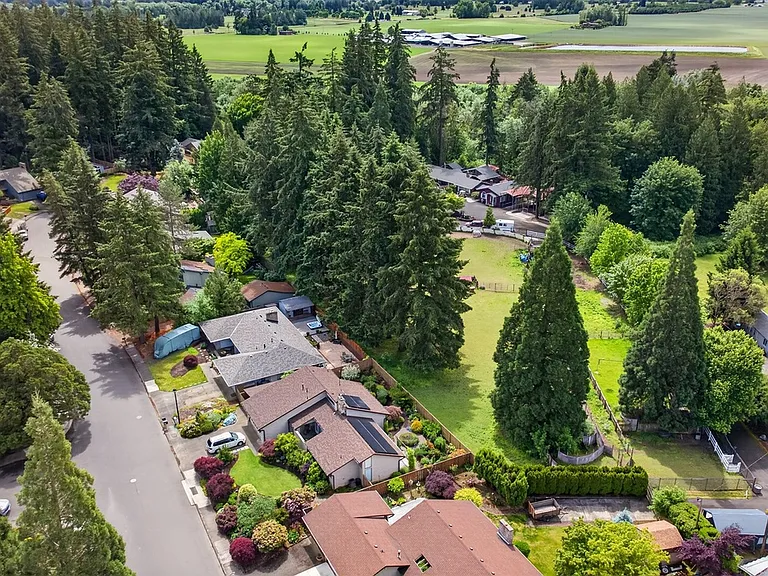2264 SE Singing Woods Dr — Photo 25