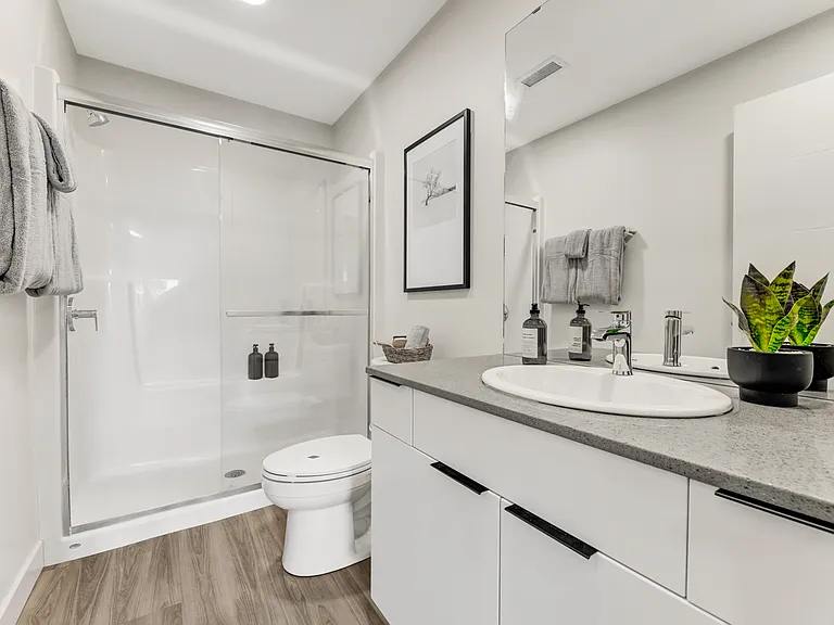 5394 Admiral Girouard St NW — Photo 12