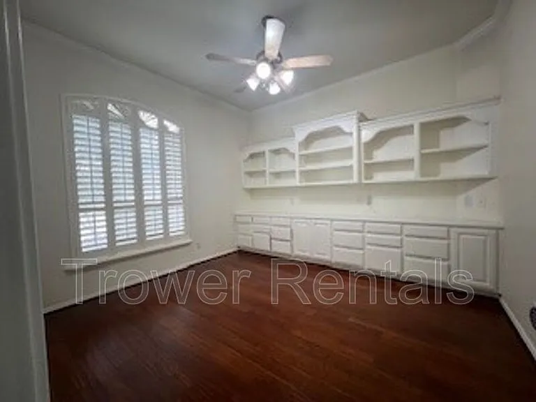 8104 San Antonio St — Photo 56
