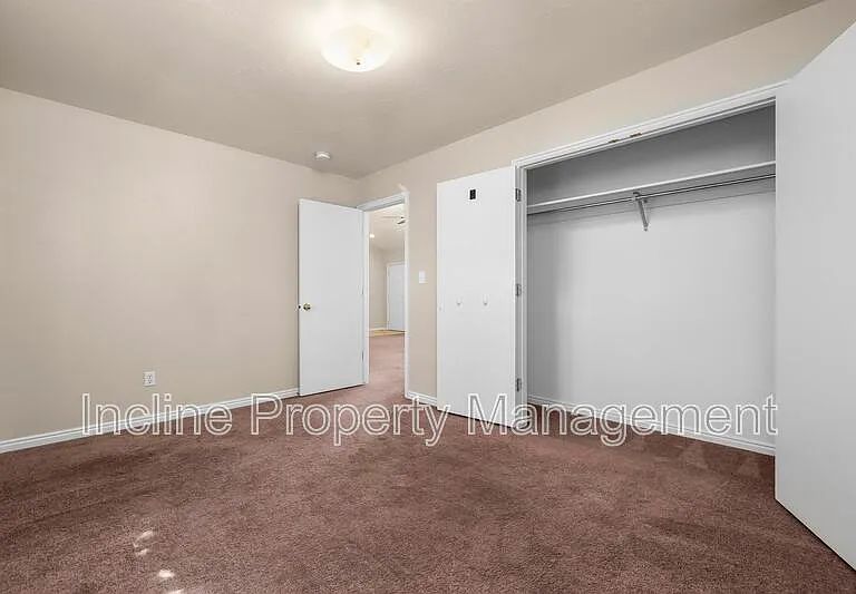756 N 1060 W — Photo 12