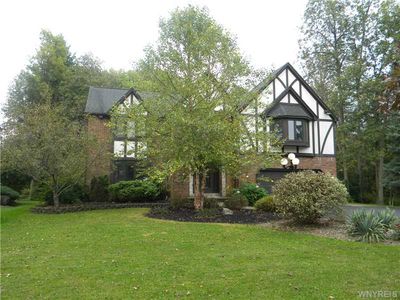 32 Stonewood Dr, East Amherst, NY, 14051