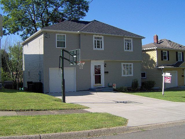 1st image of 3936 Claremont Pl