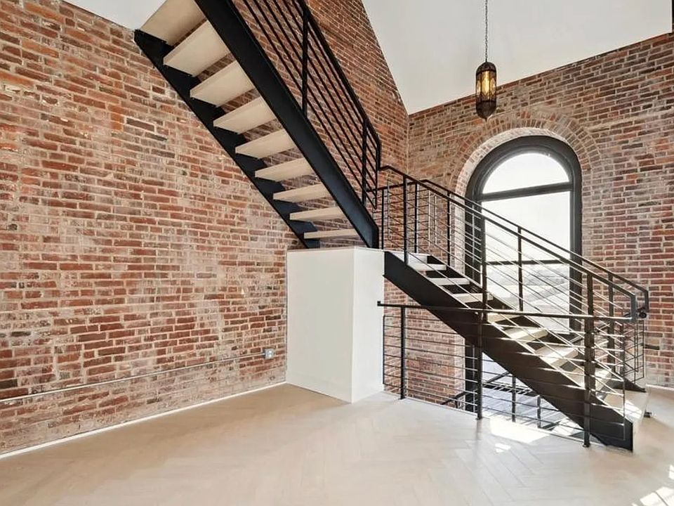 1st image of 1705 N 7th St #19