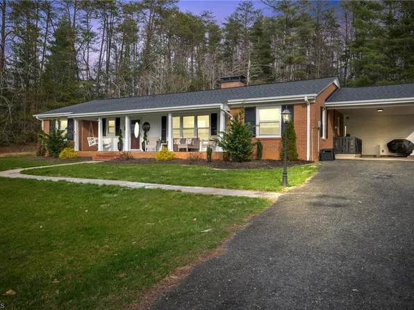 1500 Elastic Plant Rd, Westfield, NC 27053