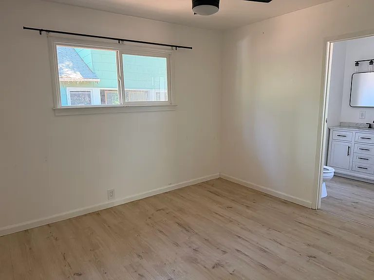 10602 Cedar Way — Photo 11