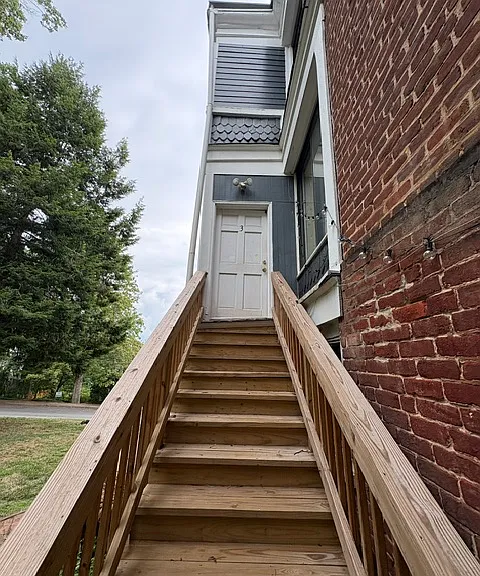 908 Cottage Ln #3 — Photo 2