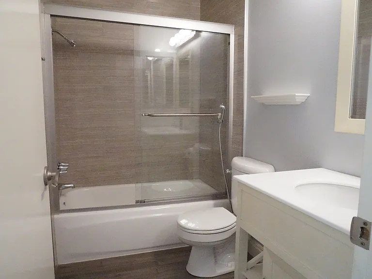 3722 Hughes Ave #19 — Photo 13