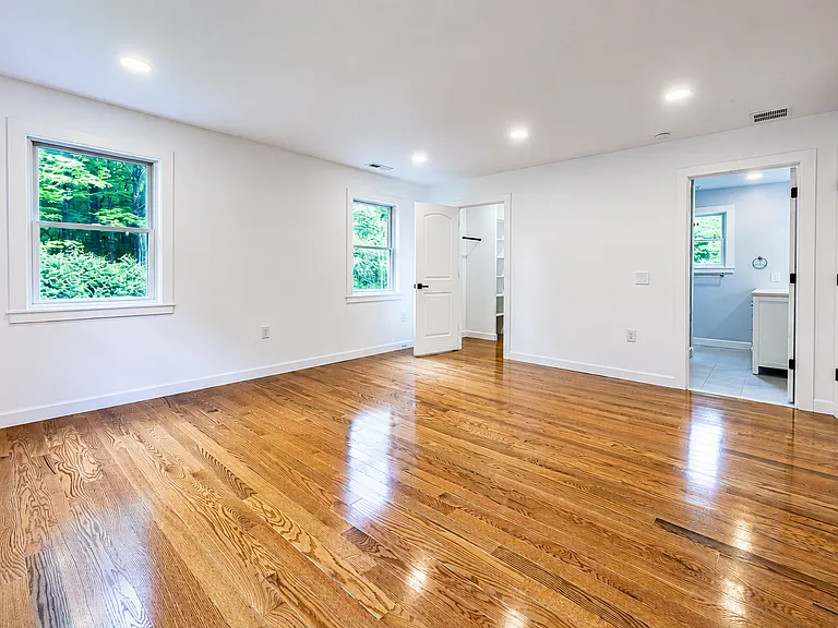 133 Jelliff Mill Rd — Photo 11